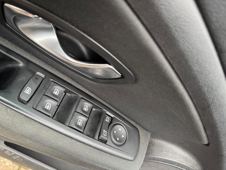 Renault Megane III 1,6 110 Expression Sport Tourer 5d