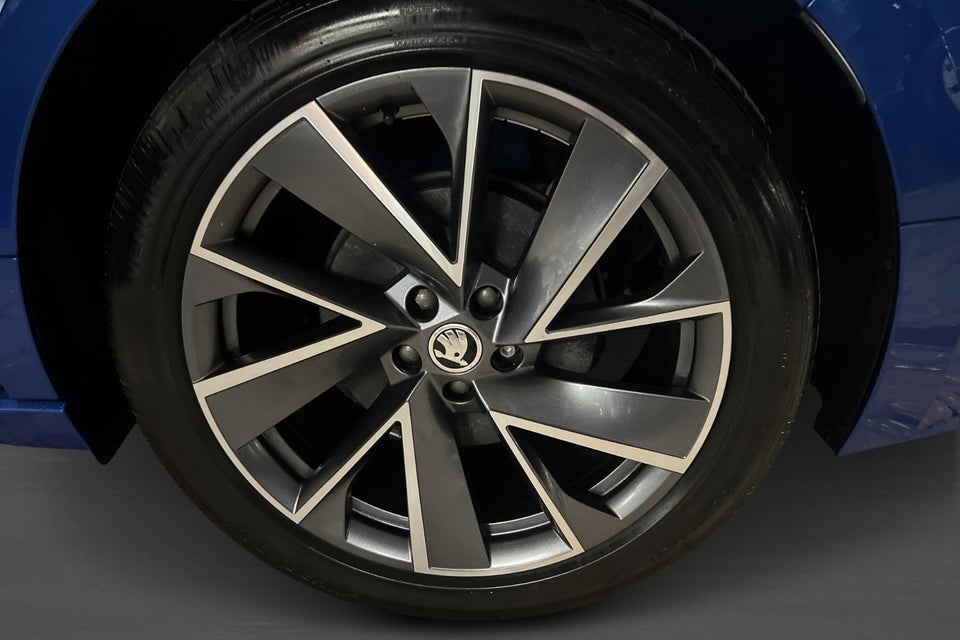 Skoda Enyaq 85x iV Sportline 5d