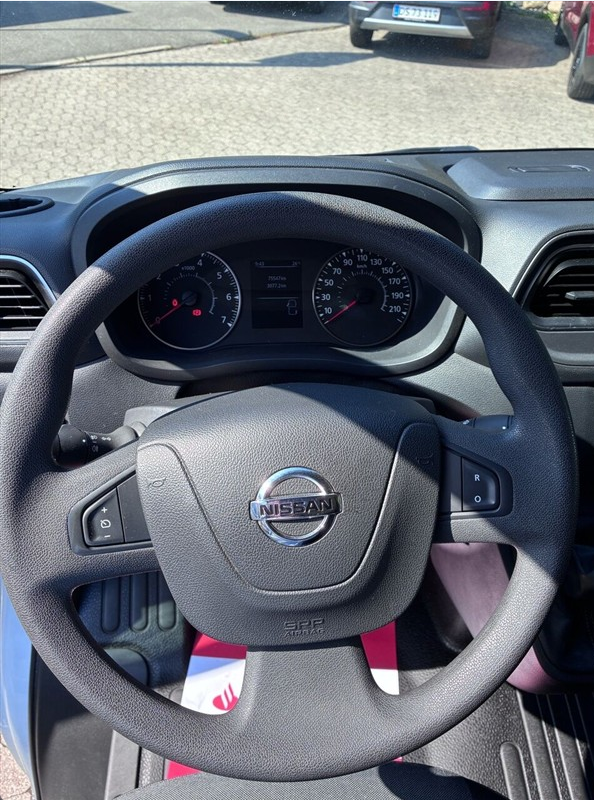 Nissan NV400 2,3 dCi 150 L3H2 Kassevogn