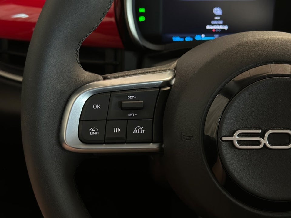 Fiat 600e 54 (RED) 5d