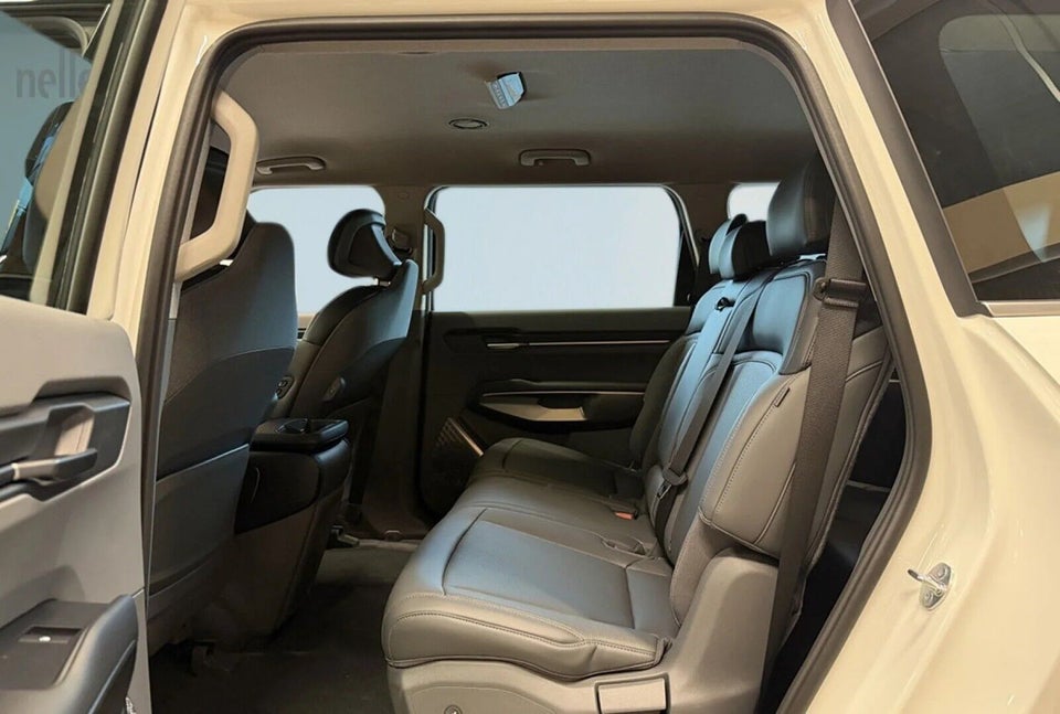 Kia EV9 76 Standard Range Upgrade RWD 7prs 5d