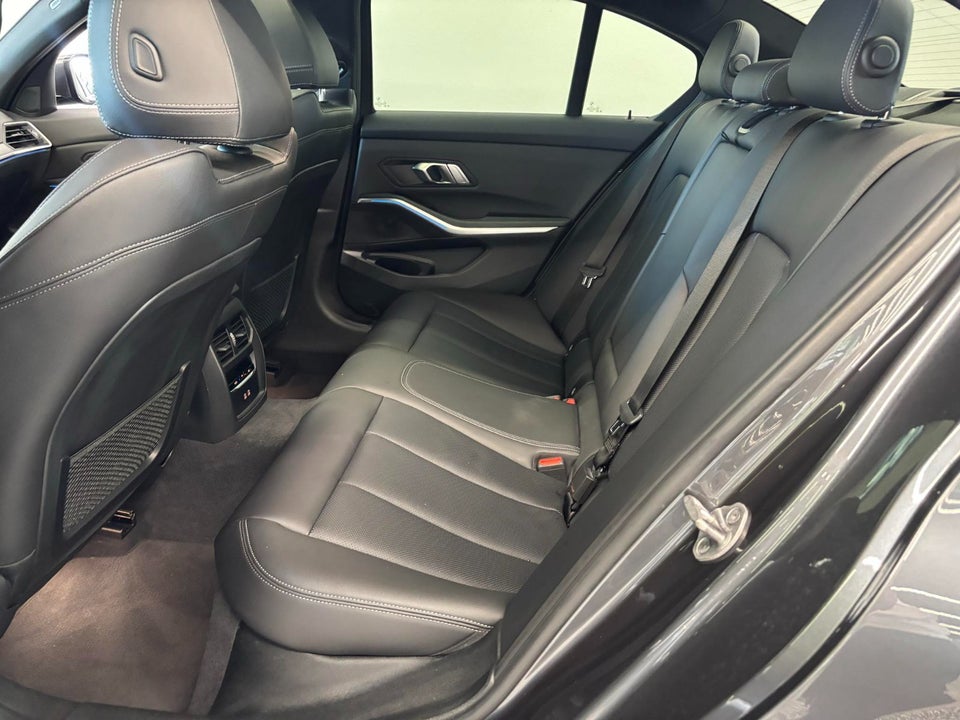 BMW 330e 2,0 M-Sport aut. 4d