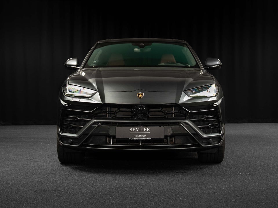Lamborghini Urus 4,0  5d