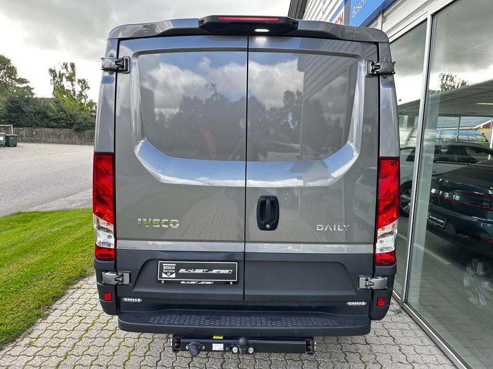 Iveco Daily 3,0 35S21 9m³ Van AG8