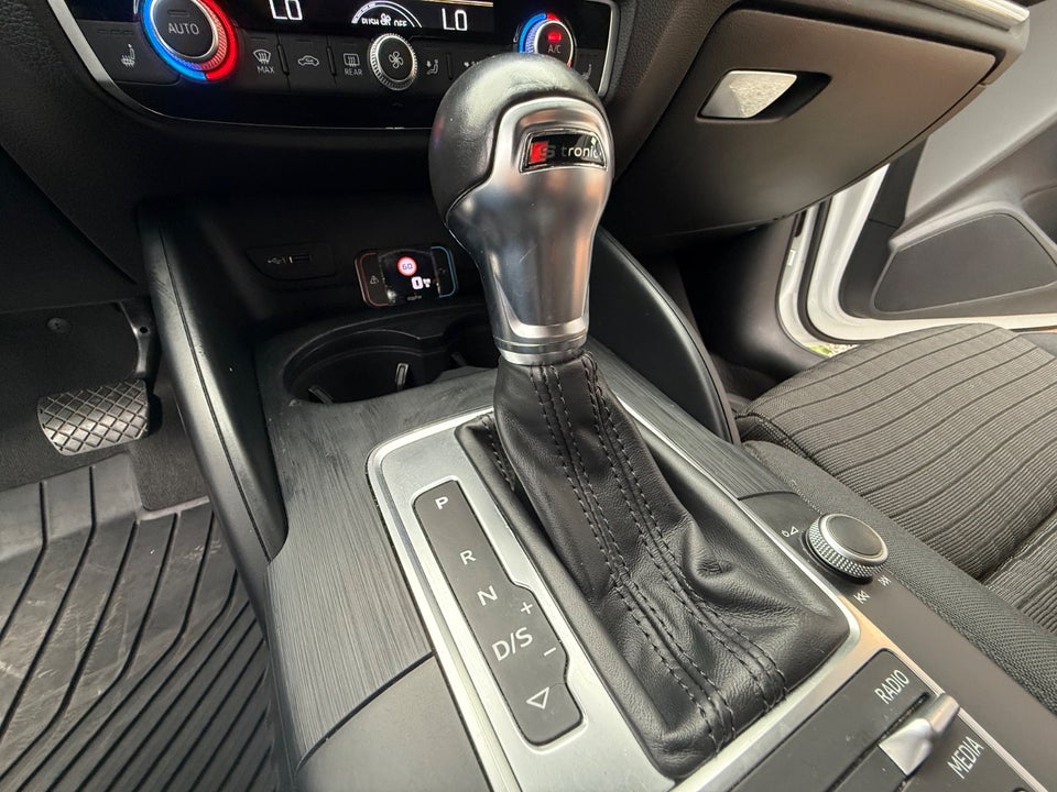 Audi A3 35 TFSi S-line Sportback S-tr. 5d
