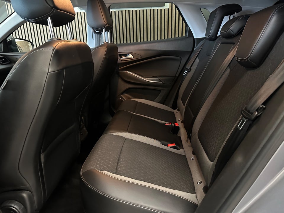 Opel Grandland X 1,6 Hybrid Ultimate aut. 5d