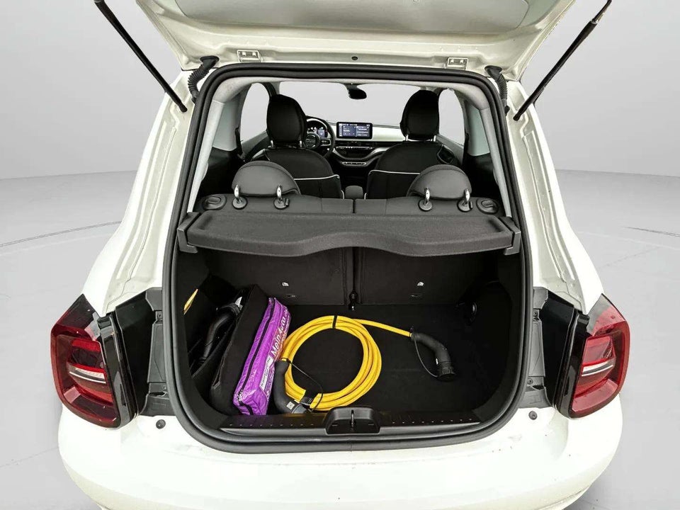 Fiat 500e 42 Icon 3d