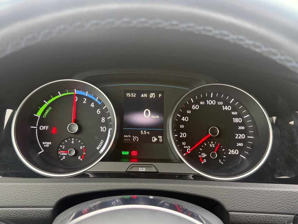 VW Golf VII 1,4 GTE DSG 5d