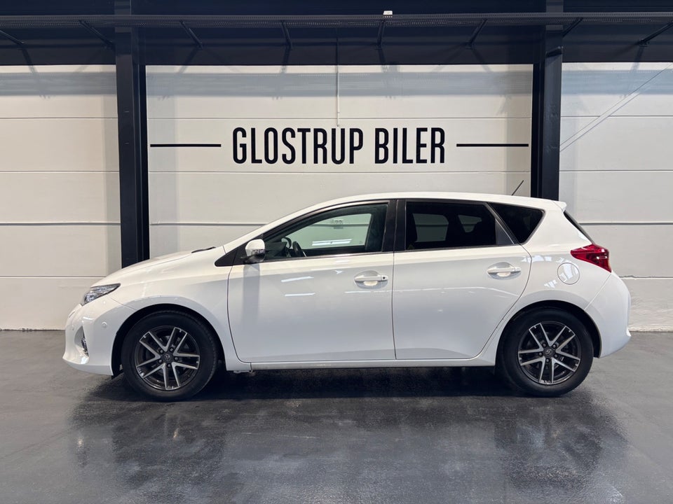 Toyota Auris 1,6 T2 5d