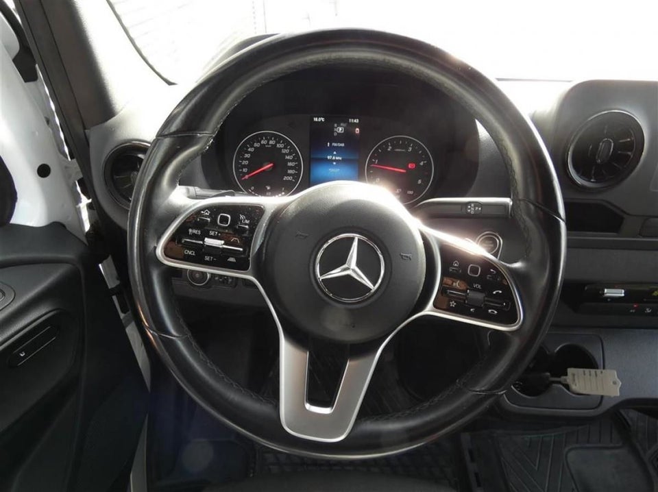 Mercedes Sprinter 315 2,0 CDi A3 Chassis aut. RWD 2d