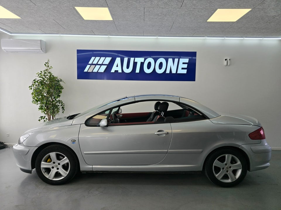 Peugeot 307 2,0 16V CC 2d