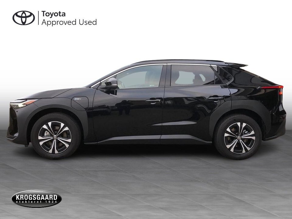 Toyota bZ4X Executive 5d