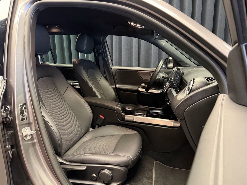 Mercedes EQB250 Progressive 5d