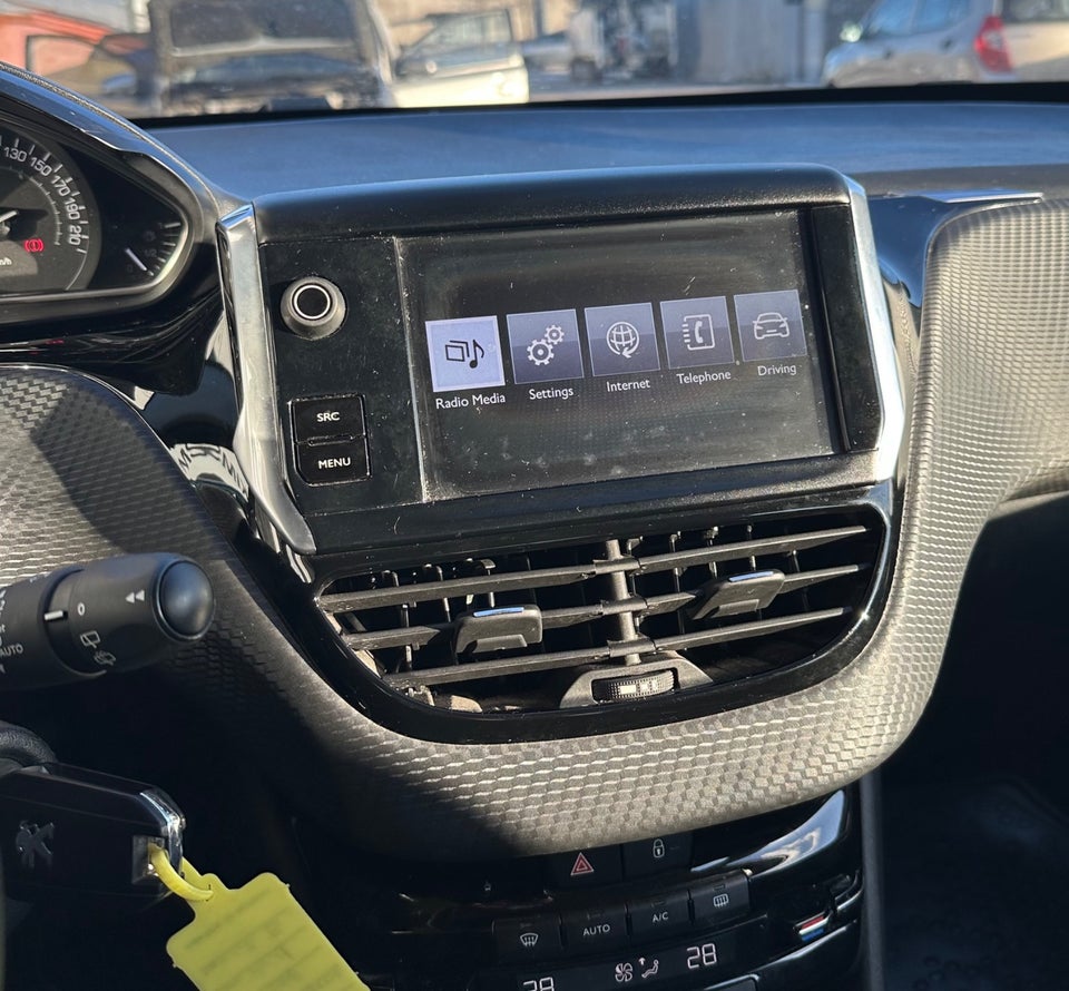 Peugeot 2008 1,2 VTi 82 Active+ 5d