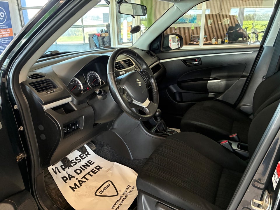 Suzuki Swift 1,2 Dualjet Style 5d