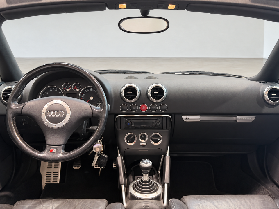 Audi TT 1,8 T 225 Roadster quattro 2d