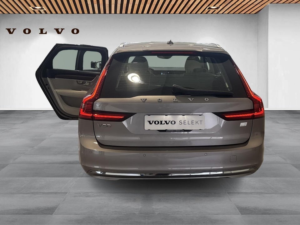 Volvo V90 2,0 T6 ReCharge Inscription aut. AWD 5d