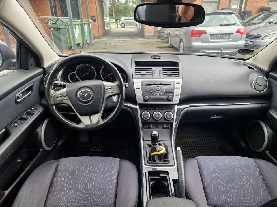 Mazda 6 2,0 Advance 4d