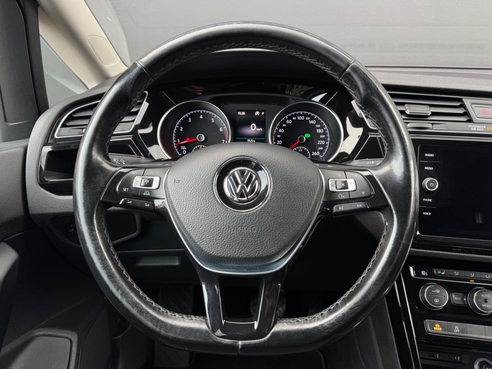 VW Touran 1,4 TSi 150 Highline DSG 5d