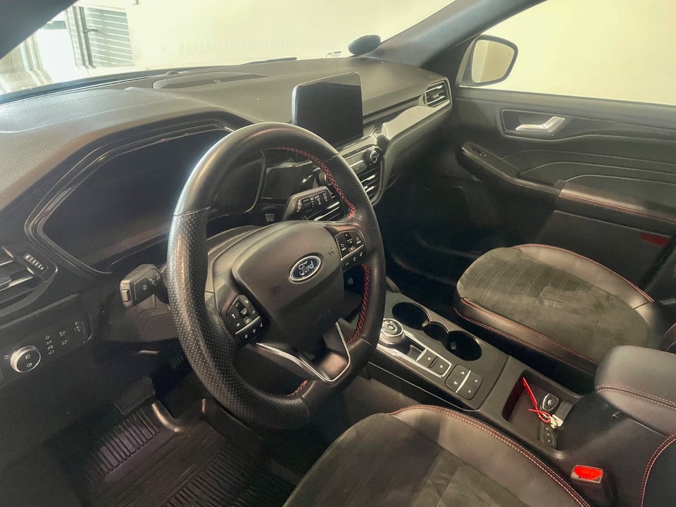 Ford Kuga 2,5 PHEV ST-Line X CVT 5d