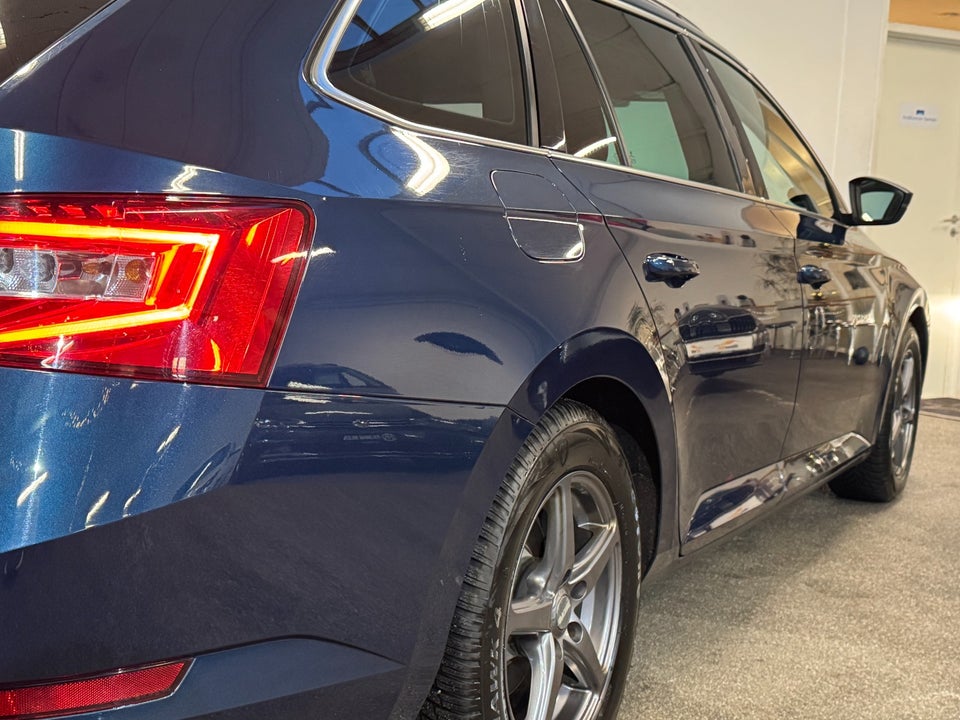 Skoda Superb 1,4 TSi 150 Active Combi 5d