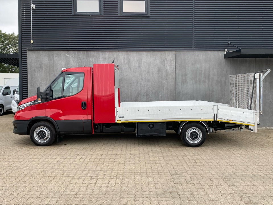 Iveco Daily 3,0 35S18 4100mm Lad AG8
