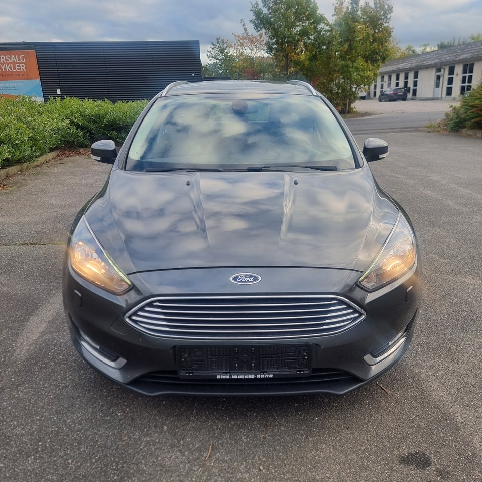 Ford Focus 1,0 SCTi 125 Titanium stc. 5d