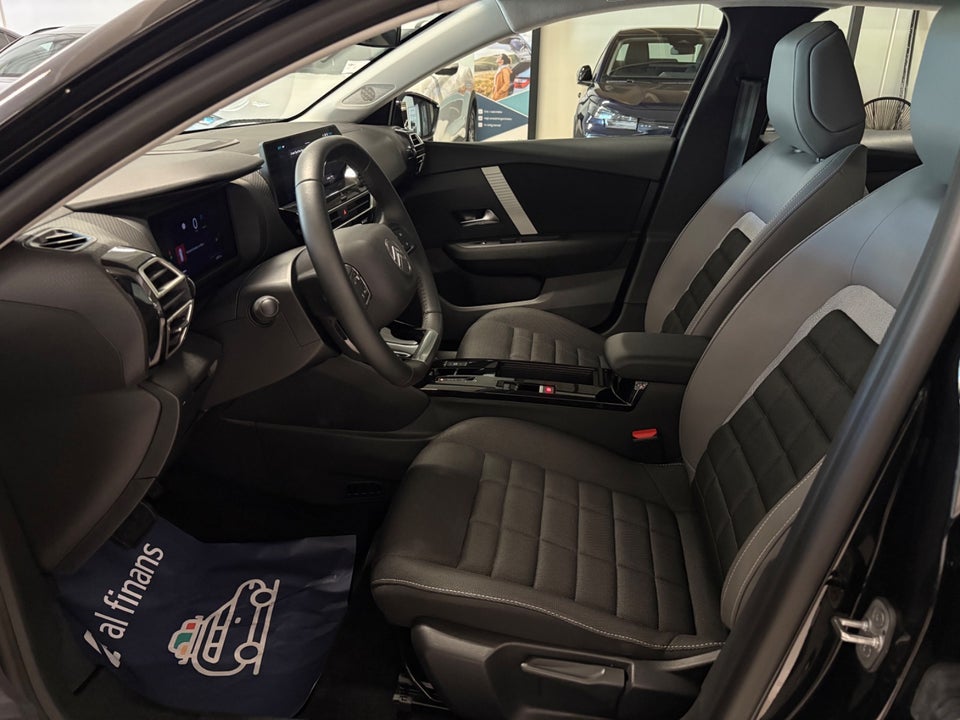 Citroën ë-C4 X 54 Plus 4d