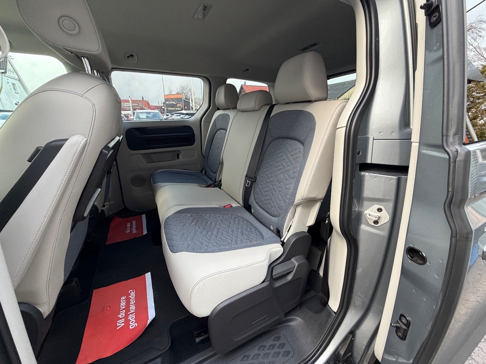 VW ID.Buzz 77 Pro SWB 5d