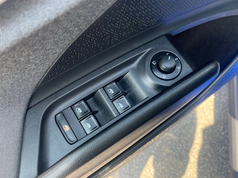 Skoda Enyaq 60 iV Loft 5d