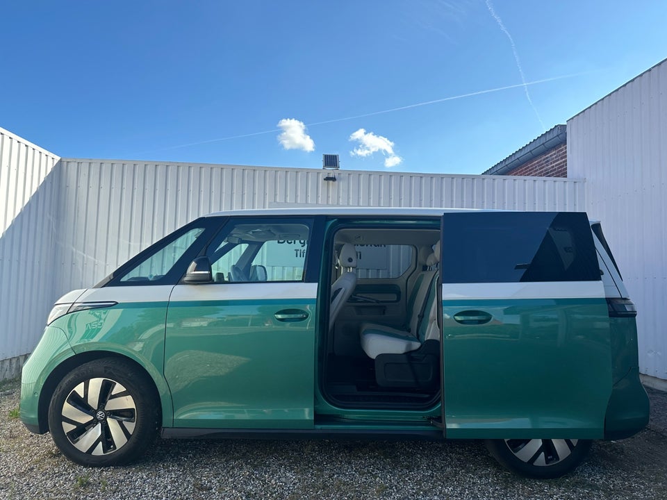 VW ID. Buzz 77 Pro SWB 5d