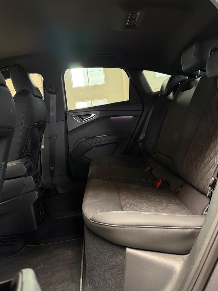 Audi Q4 e-tron 40 S-line Sportback 5d