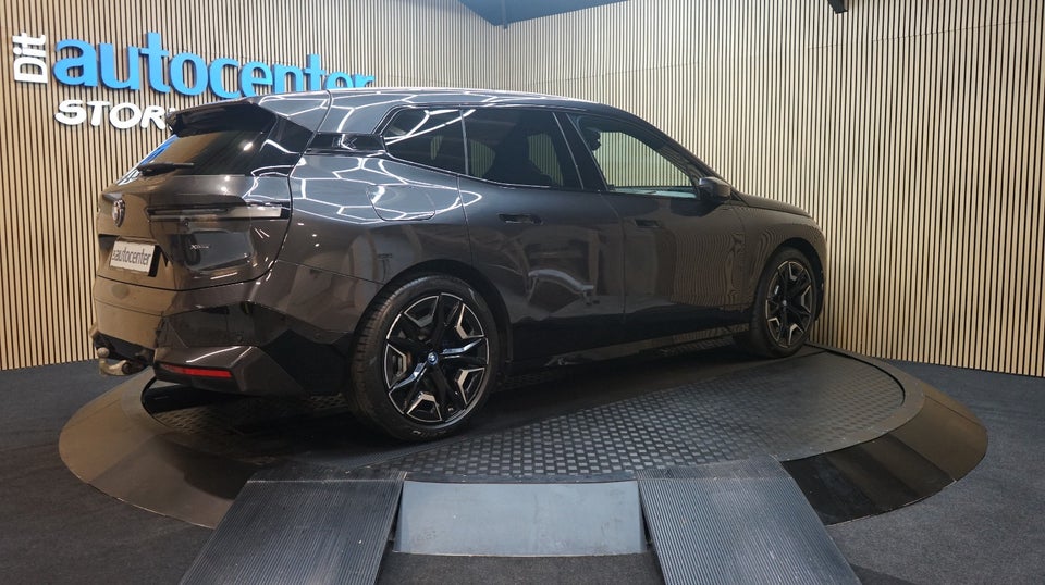 BMW iX xDrive40 Sport 5d