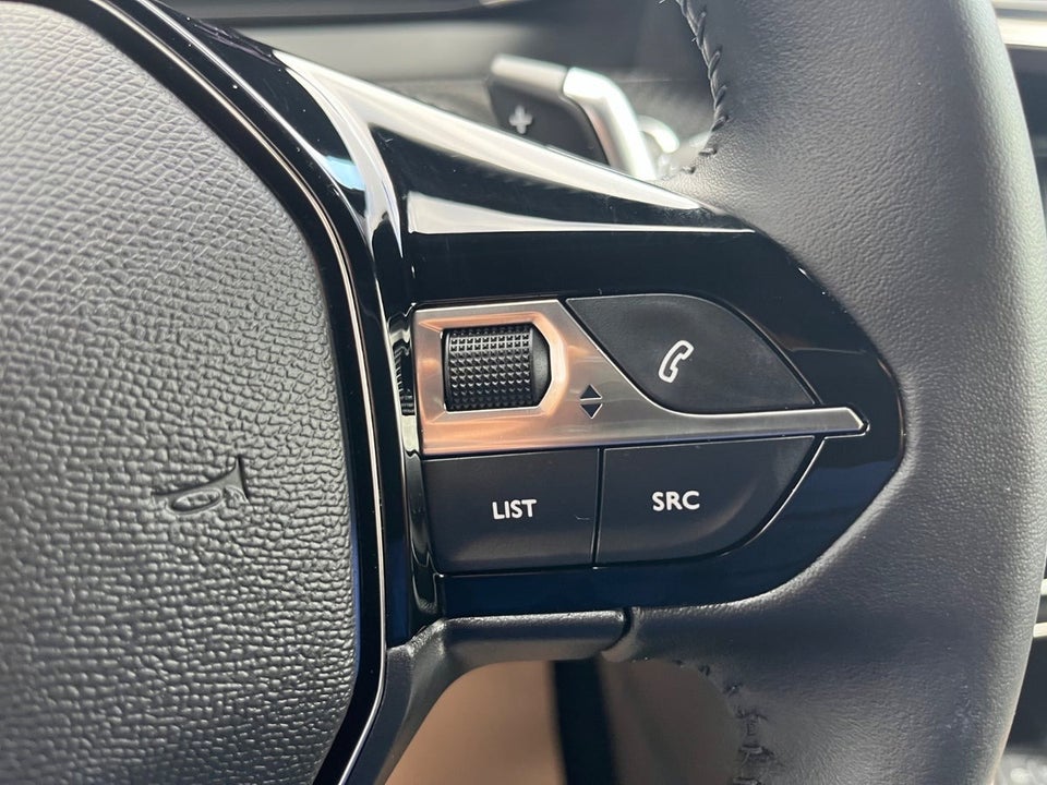 Peugeot 2008 1,2 PureTech 130 Allure EAT8 5d