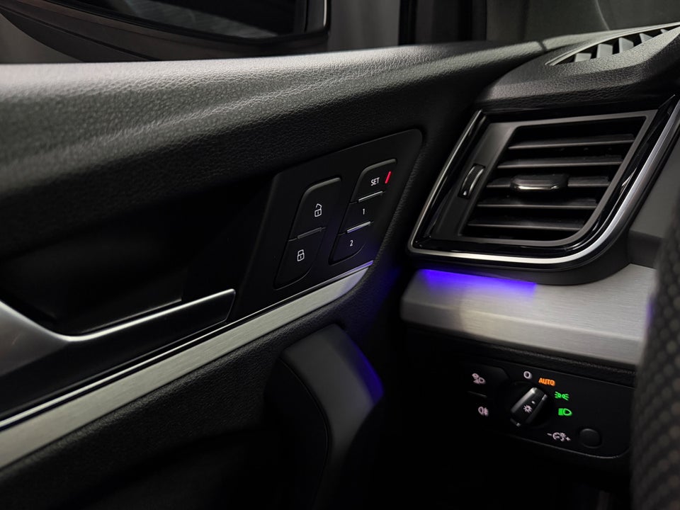 Audi Q5 40 TDi S-line quattro S-tr. 5d