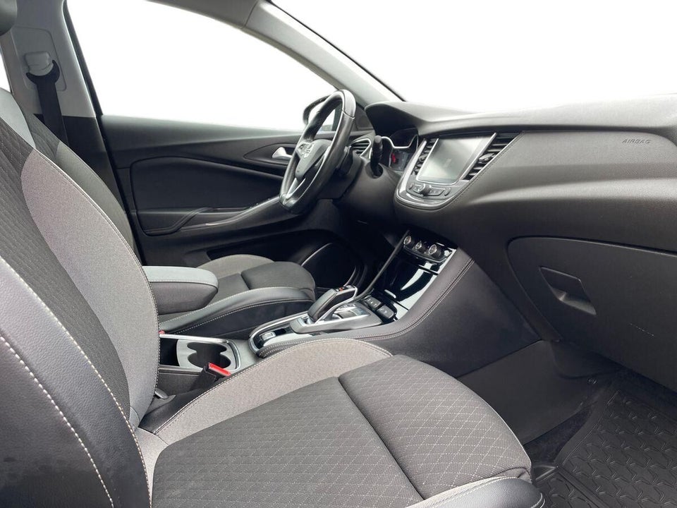 Opel Grandland X 1,6 Hybrid Cosmo Prestige aut. 5d