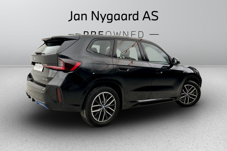 BMW iX1 xDrive30 M-Sport 5d