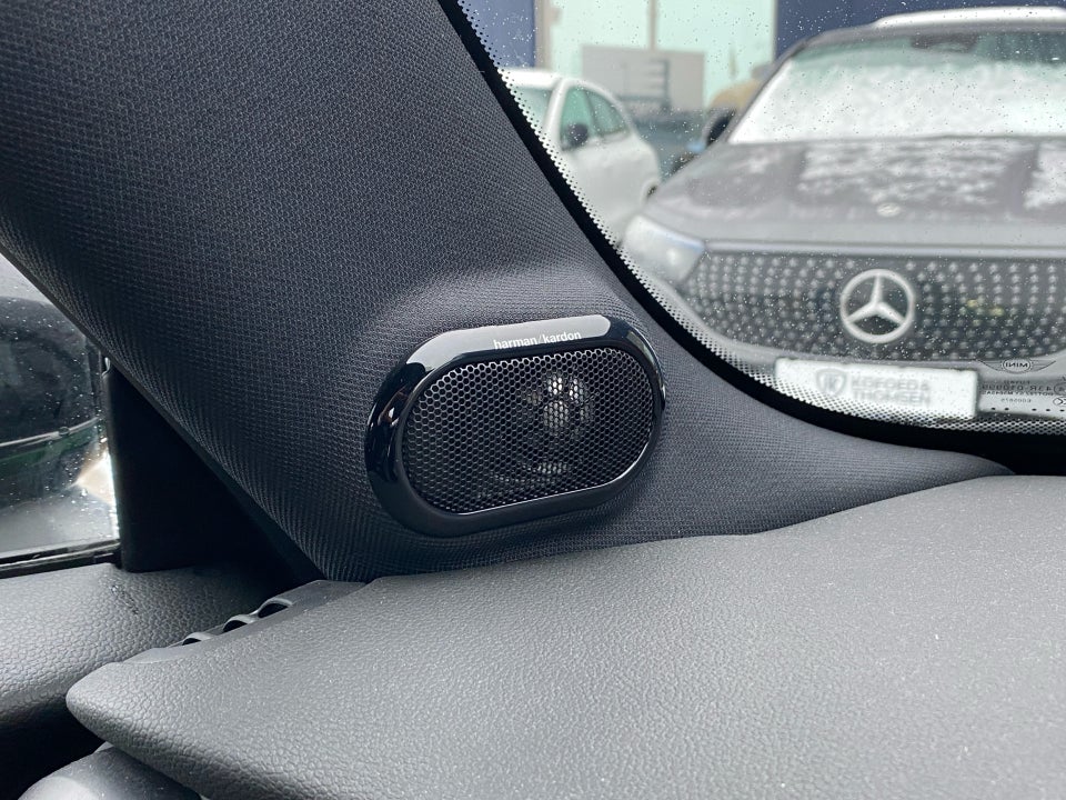 MINI Cooper SE Experience 3d