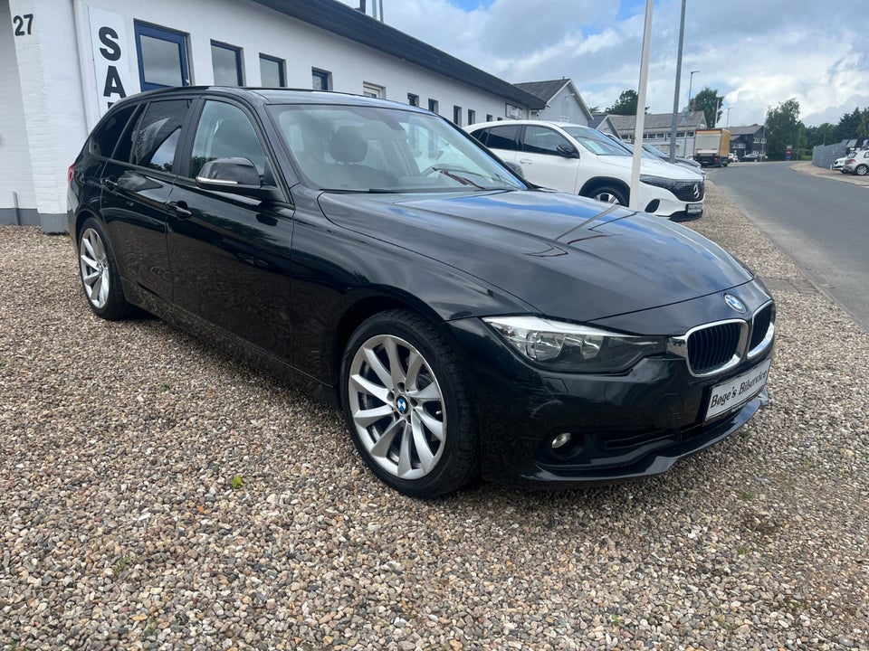 BMW 320d 2,0 Touring Advantage aut. 5d