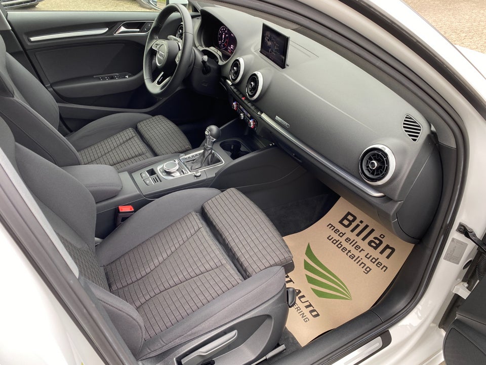 Audi A3 1,4 e-tron Sportback S-tr. 5d