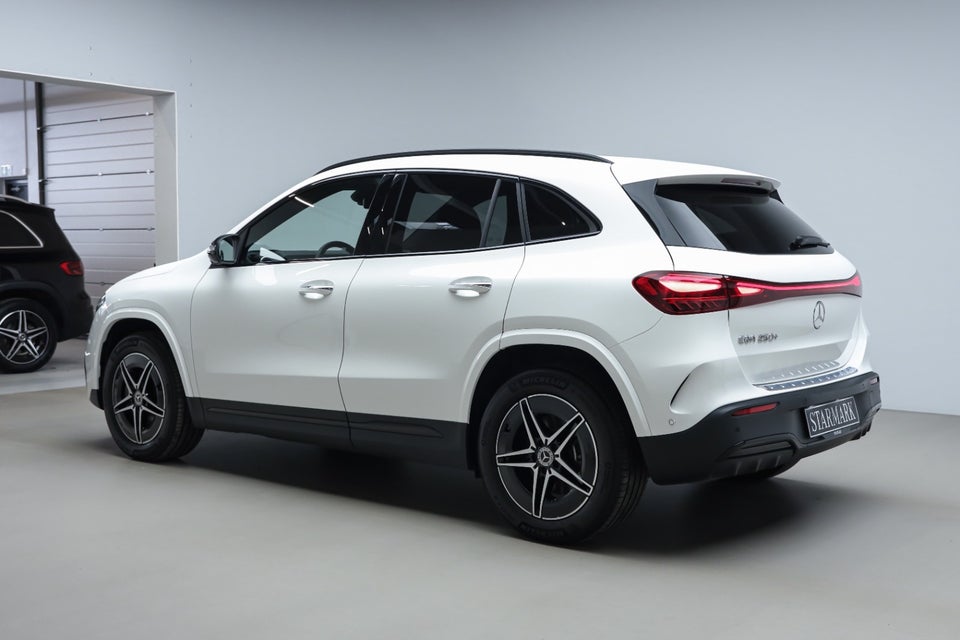 Mercedes EQA250+ AMG Premium 5d