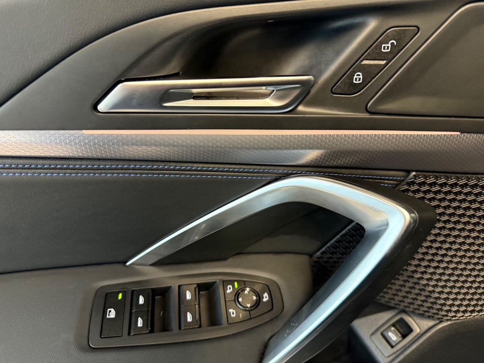 BMW iX1 xDrive30 M-Sport 5d