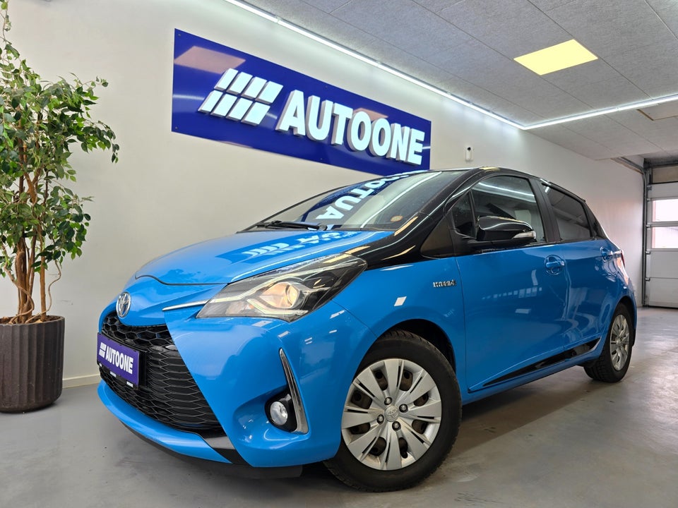 Toyota Yaris 1,5 Hybrid H3 Limited e-CVT 5d