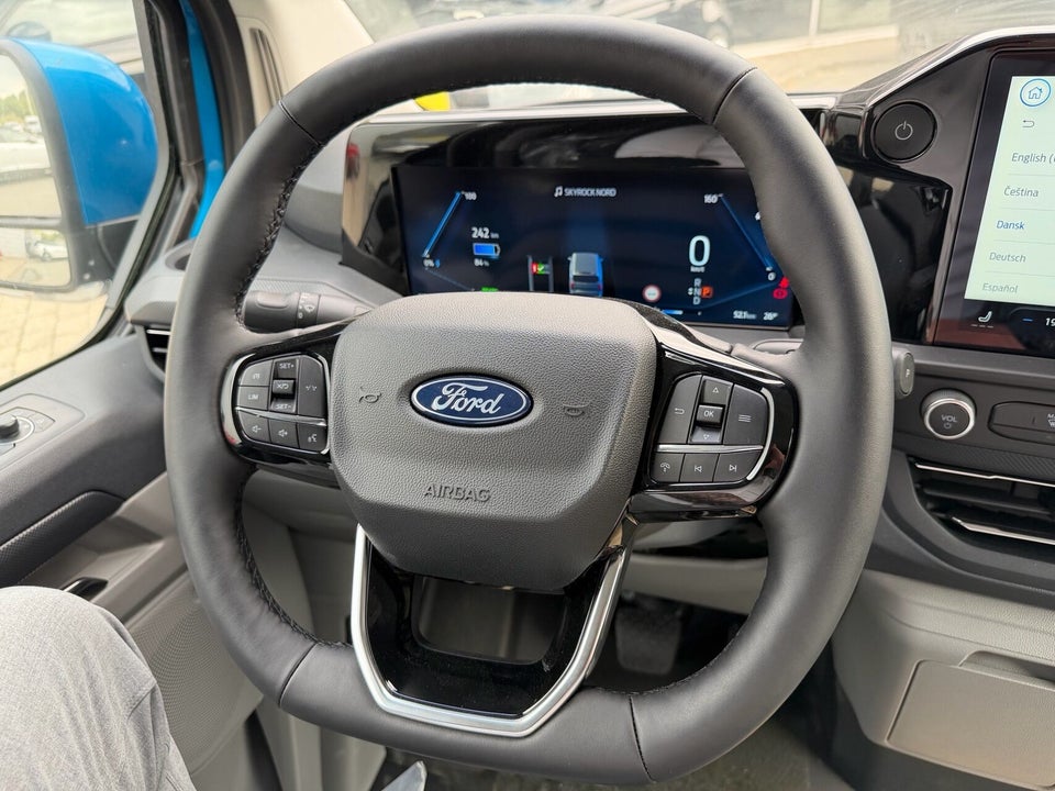 Ford E-Transit Custom 320 L1 64 Limited