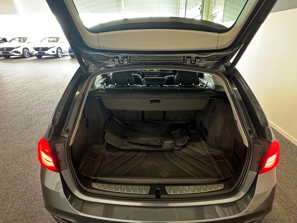 BMW 320d 2,0 Touring Advantage aut. 5d