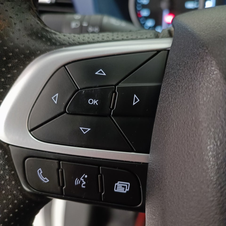 Iveco Daily 2,3 35S16 12m³ Van AG8