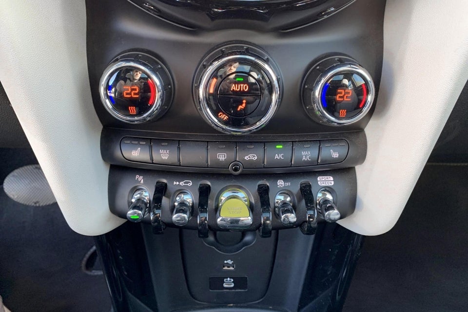 MINI Cooper SE Younique Trim 3d