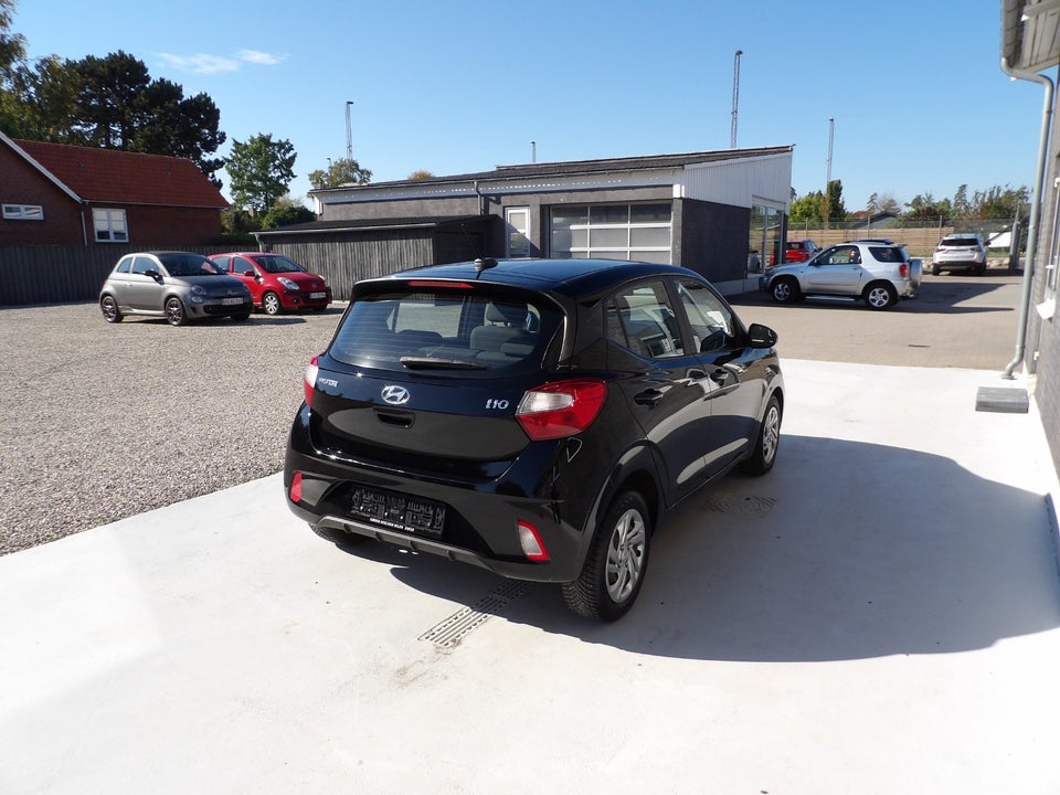 Hyundai i10 1,0 MPi Essential 5d