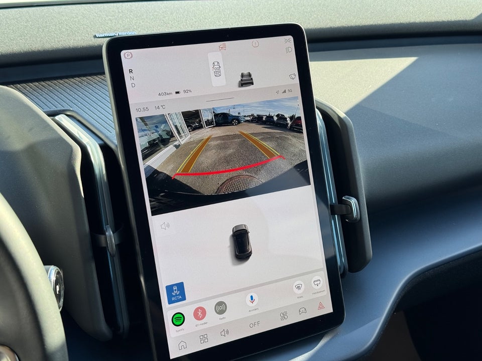 Volvo EX30 Extended Range Plus 5d