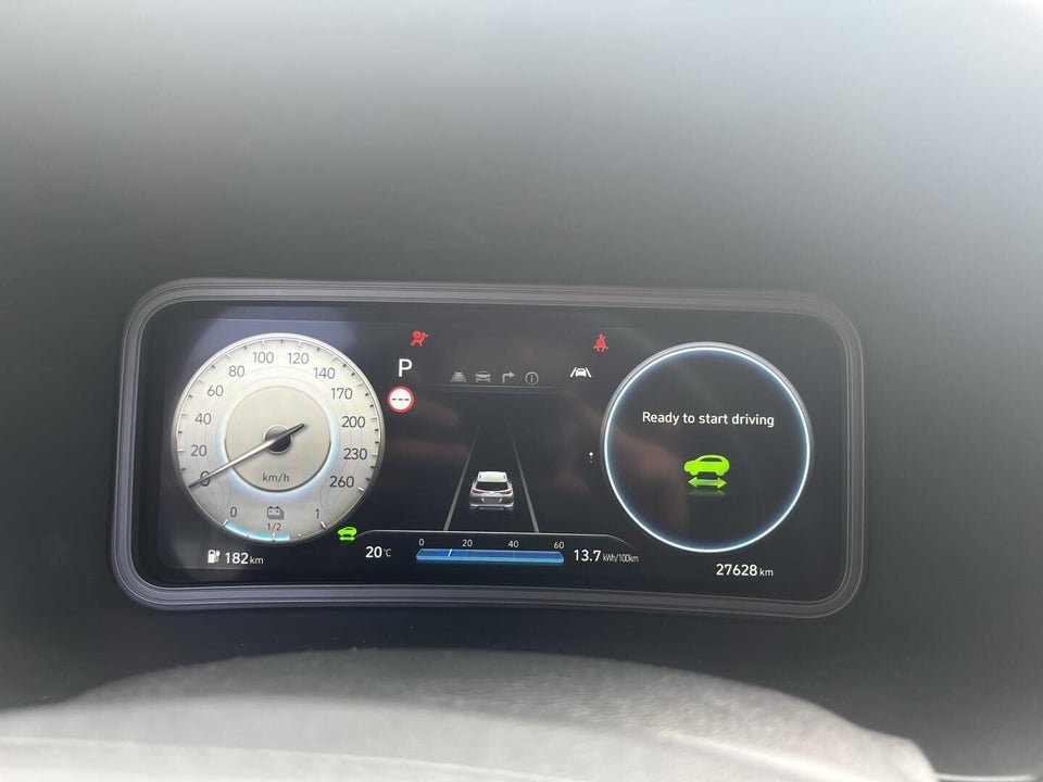 Hyundai Kona 39 EV Essential 5d